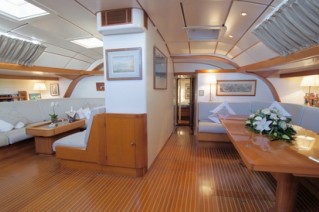 BAIURDO VI - Salon and Dining Area